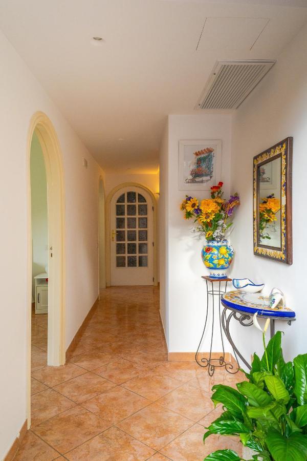 Lidia'S House Villa Минори Екстериор снимка